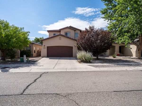 6024 Mafraq Avenue NW, Albuquerque, NM 87114