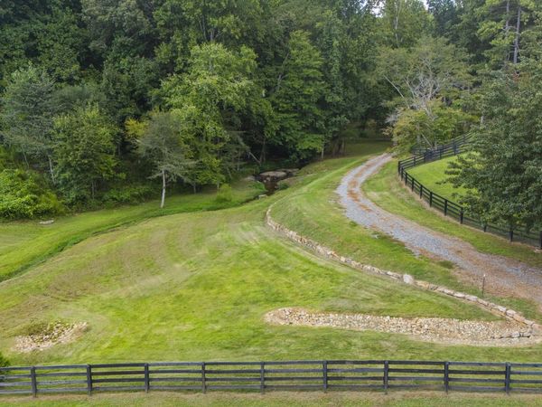 383 Liberty Grove Rd, Alpharetta, GA 30004