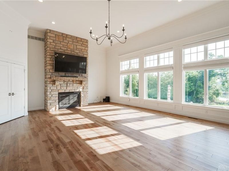 7828 Country View Lane, Brookville, OH 45309 Photo 13