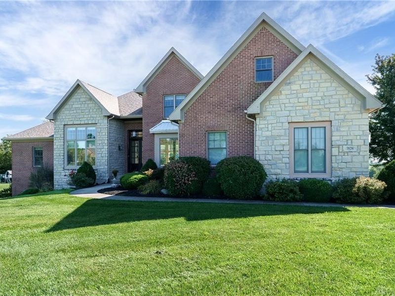 7828 Country View Lane, Brookville, OH 45309 Photo 2