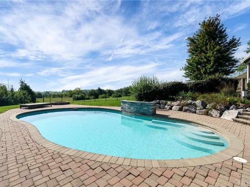 7828 Country View Lane, Brookville, OH 45309 Photo 3