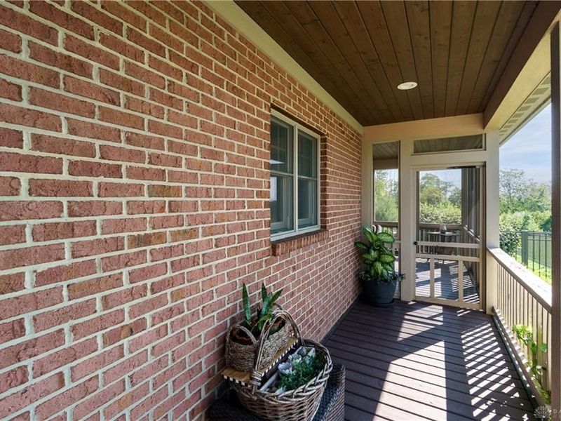 7828 Country View Lane, Brookville, OH 45309 Photo 5