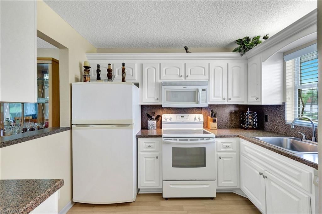 4346 27th Ct Sw, Unit 201, Naples, FL 34116 Photo