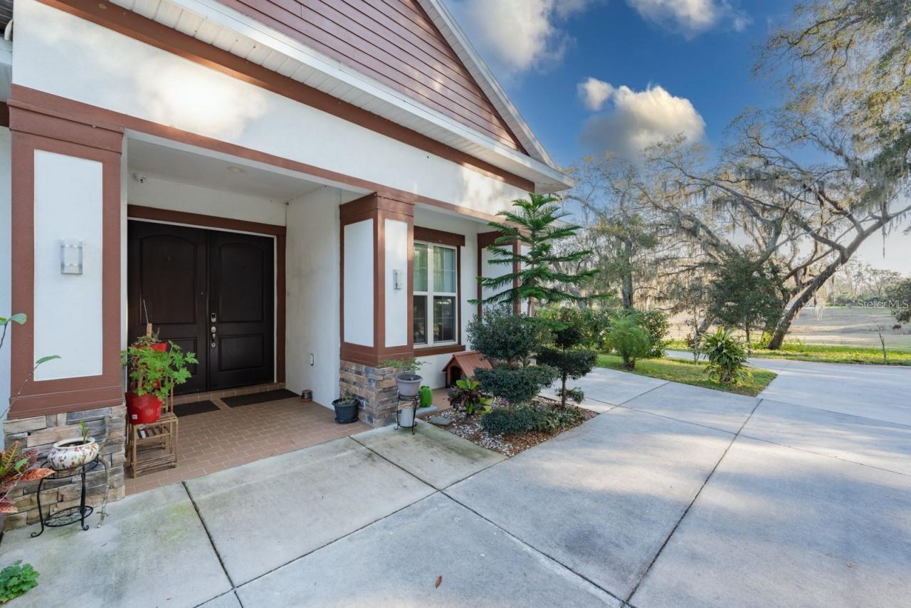 9606 Ripley Road, Thonotosassa, FL 33592 Photo