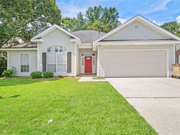 2076 Willow Oak Drive, Mobile, AL 36695