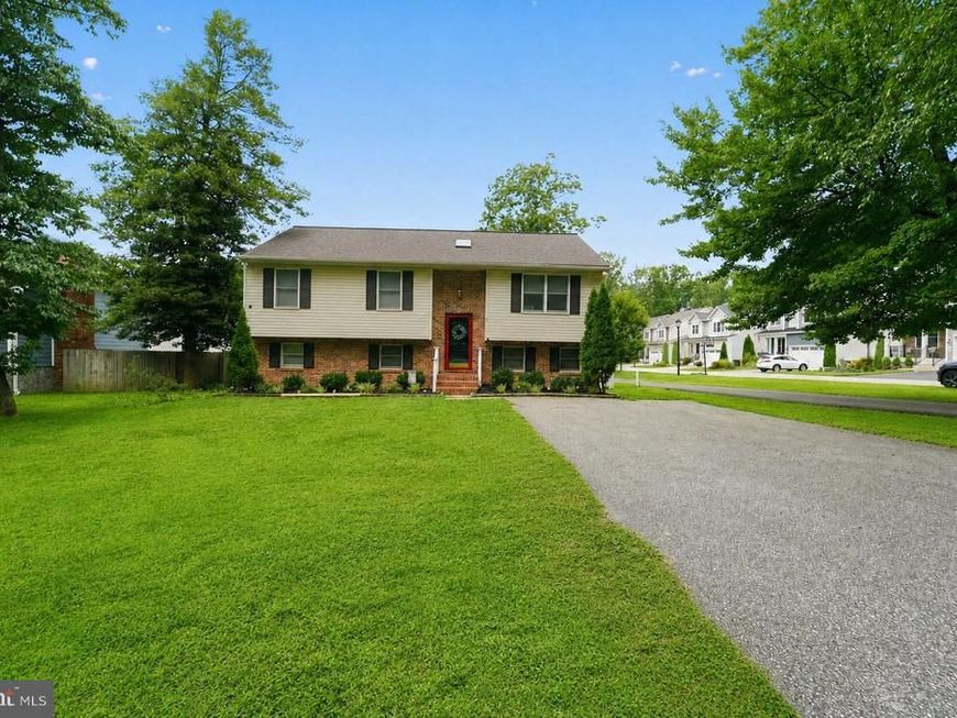 530 Saint Martins Lane, Severna Park, MD 21146 Main Photo