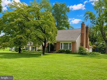 16 CLAYTON PARK DRIVE, GLEN MILLS, PA 19342