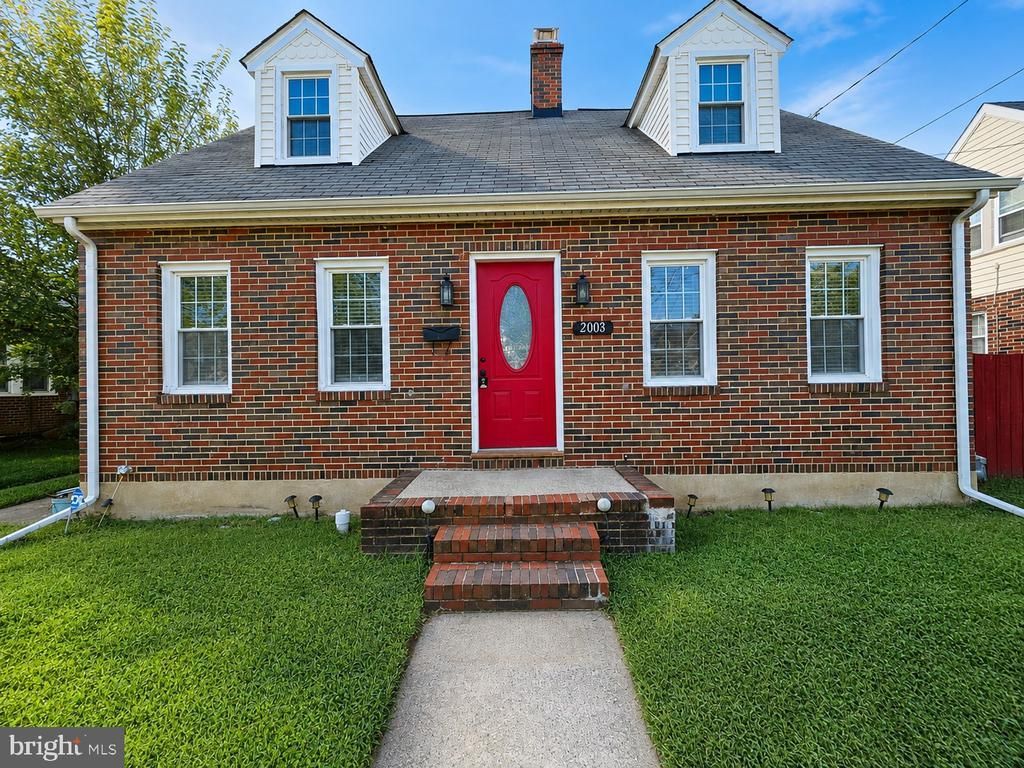 2003 Elmhurst Avenue, Fredericksburg, VA 22401 Main Photo