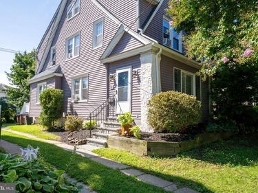 92 W PLUMSTEAD AVENUE , LANSDOWNE, PA 19050