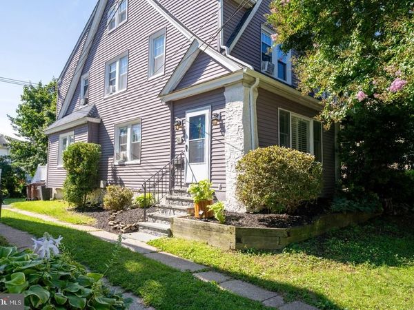 92 W PLUMSTEAD AVENUE , LANSDOWNE, PA 19050