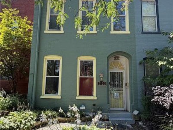 2120 Sidney Street, St Louis, MO 63104