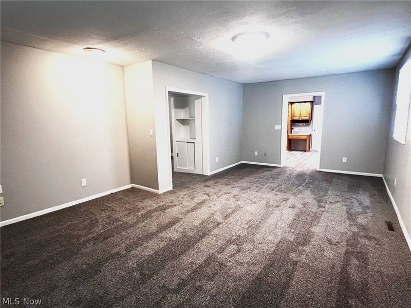 801 Spangler Street NE, Canton, OH 44714 Photo 5