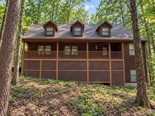 180 Hale Mountain Court, Hiram, GA 30141
