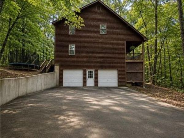 180 Hale Mountain Court , Hiram, GA 30141