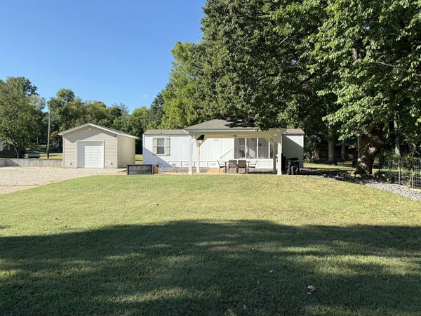 16247 Tom Akers Road , Eminence, MO 65466