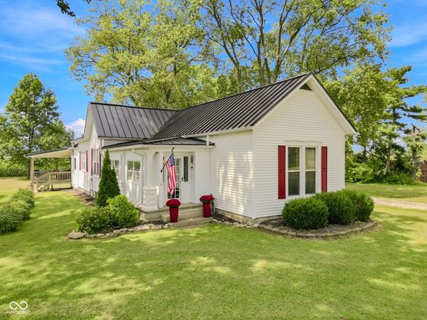 12140 N Marr Road , Columbus, IN 47203