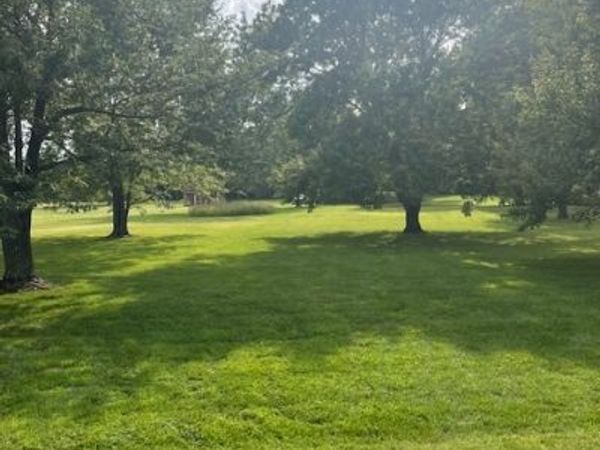 8561 Shelbyville Road , Indianapolis, IN 46259