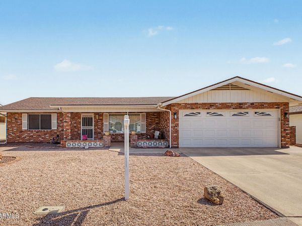 8239 E NAVARRO Avenue, Mesa, AZ 85209