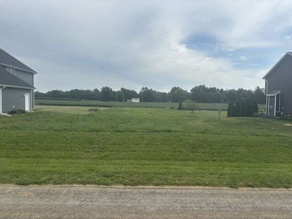 113 Prairie Falcon Drive , Leroy, IL 61752