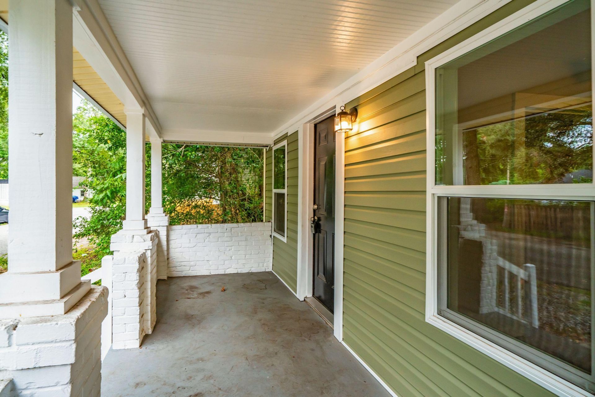 4717 Mint Avenue Photo 5