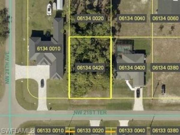 2725 NW 21st TER , CAPE CORAL, FL 33993