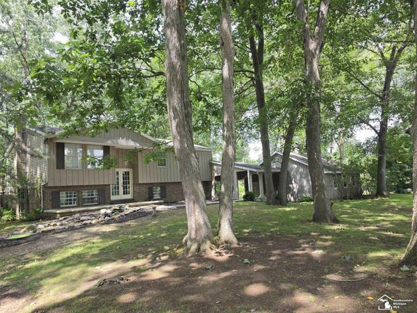 11589 Brookshire Drive, Temperance, MI 48182