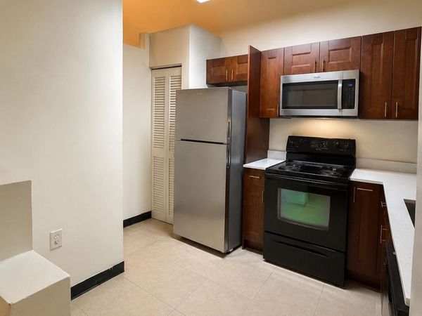 21202 GLENMOOR Drive, Unit 21202, West Palm Beach, FL 33409