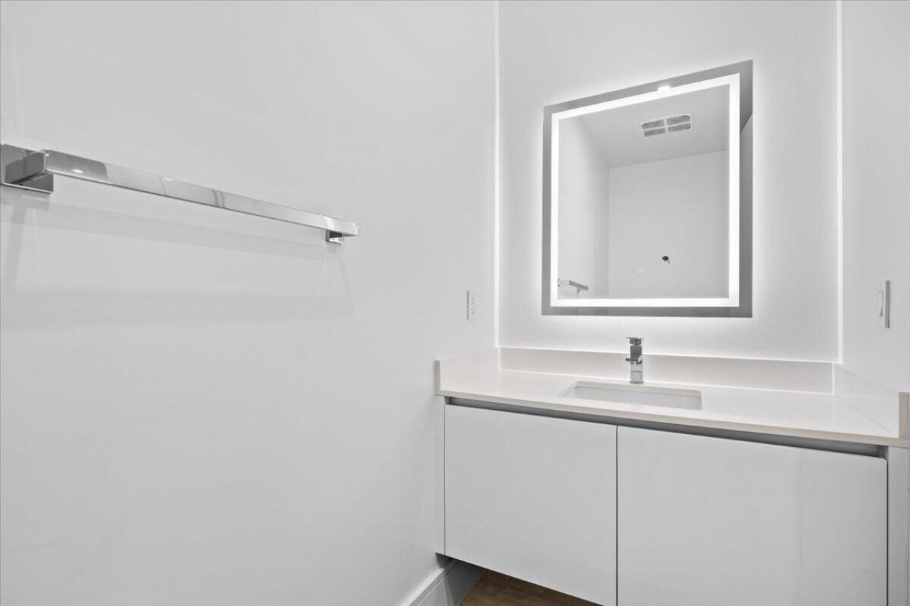 220 Lake Shore Drive, Unit 710, West Palm Beach, FL 33403 Photo