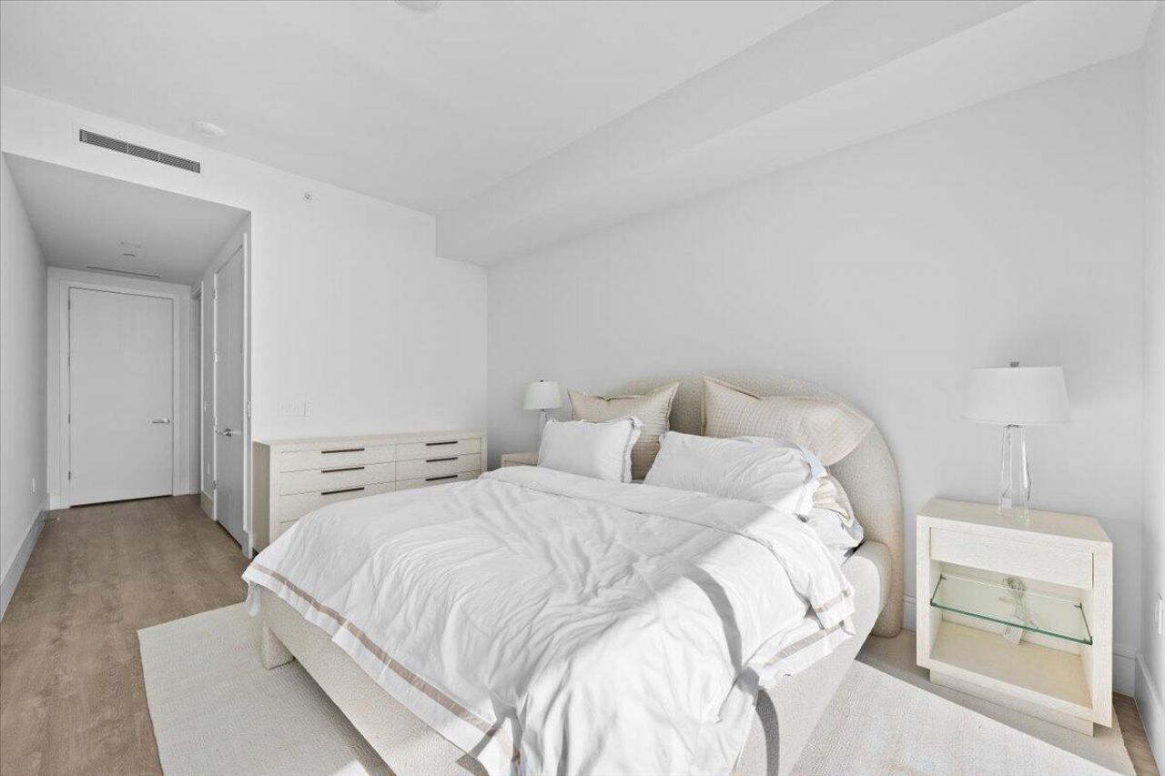220 Lake Shore Drive, Unit 710, West Palm Beach, FL 33403 Photo