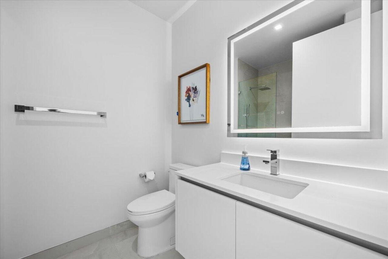 220 Lake Shore Drive, Unit 710, West Palm Beach, FL 33403 Photo