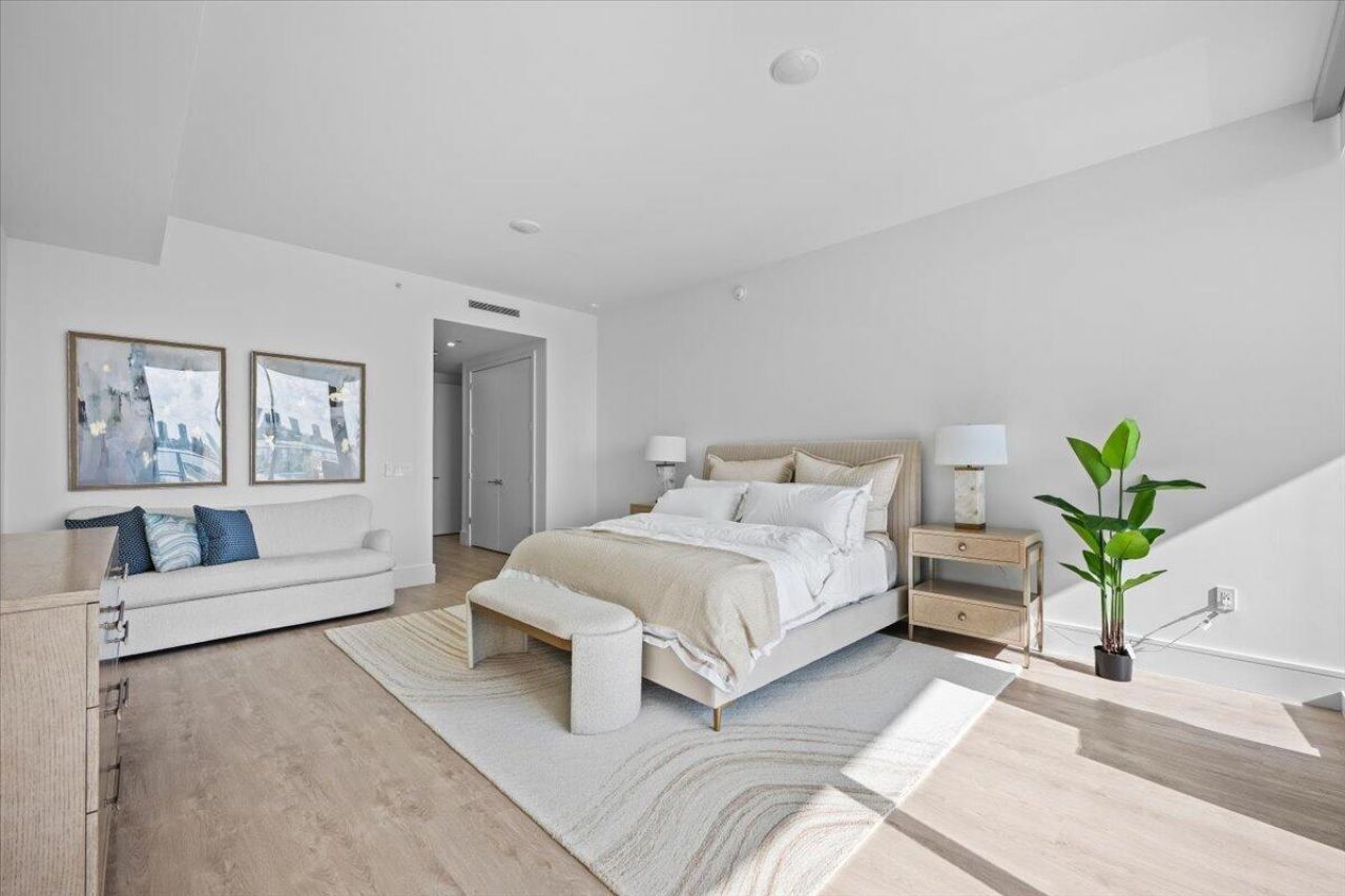 220 Lake Shore Drive, Unit 710, West Palm Beach, FL 33403 Photo