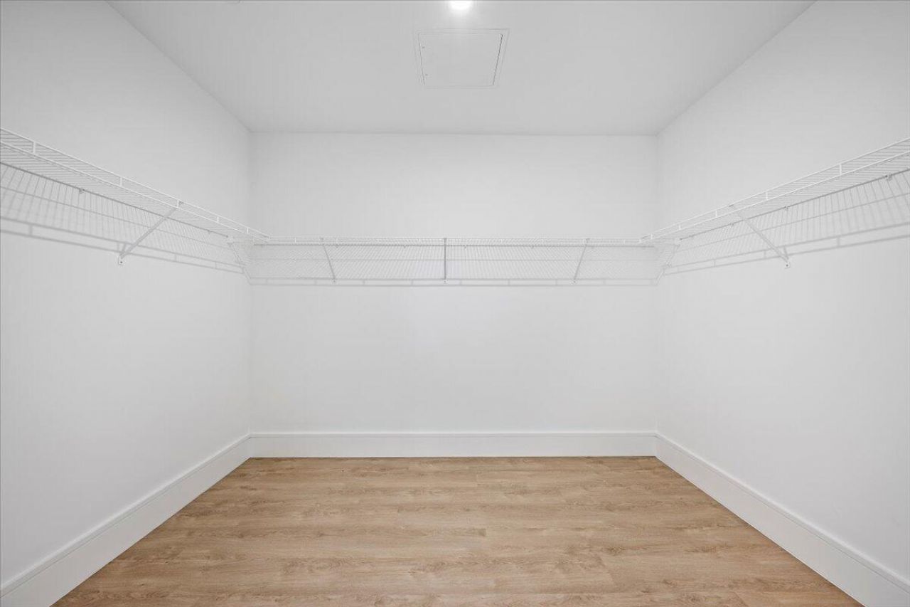 220 Lake Shore Drive, Unit 710, West Palm Beach, FL 33403 Photo