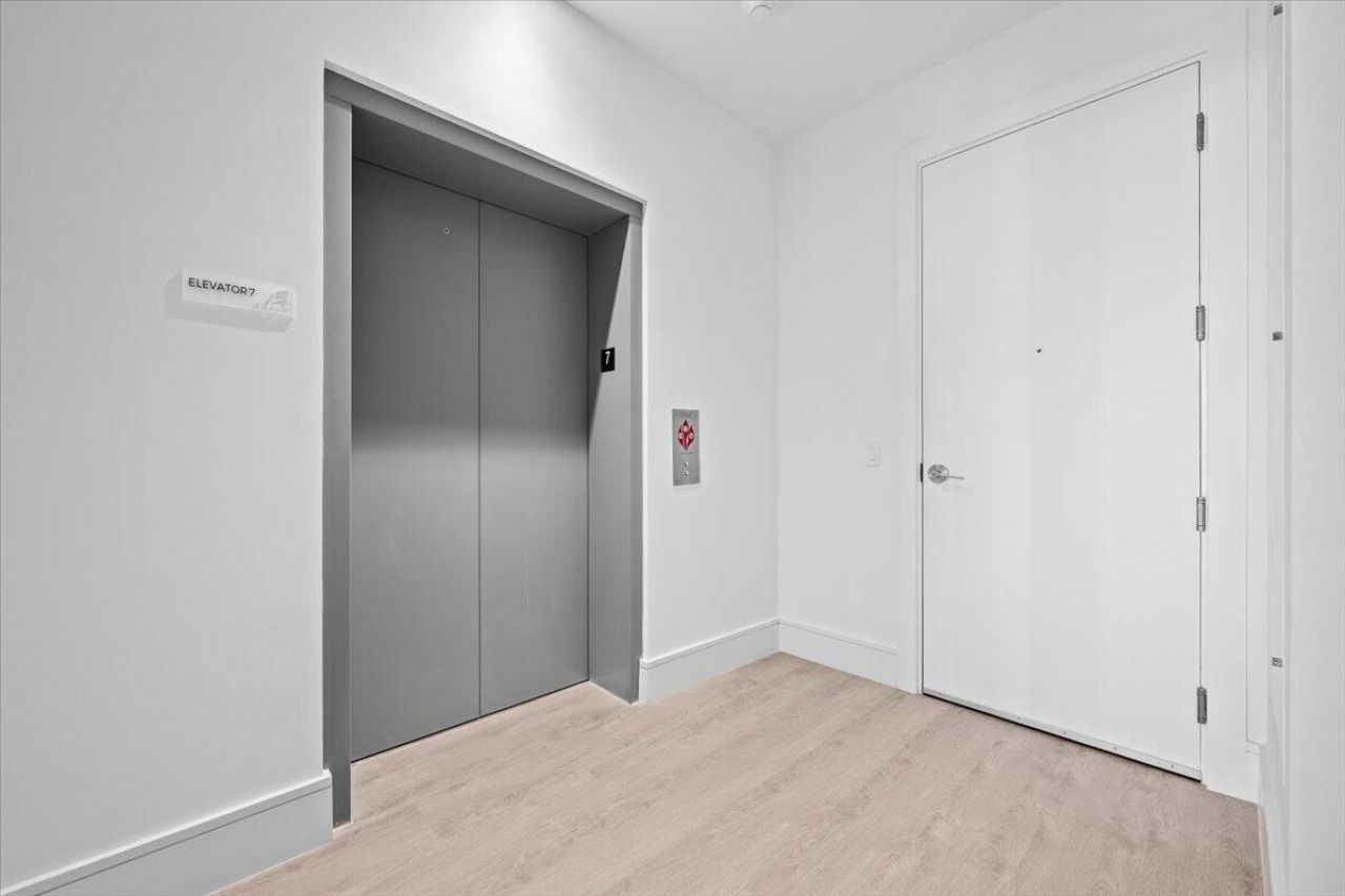 220 Lake Shore Drive, Unit 710, West Palm Beach, FL 33403 Photo