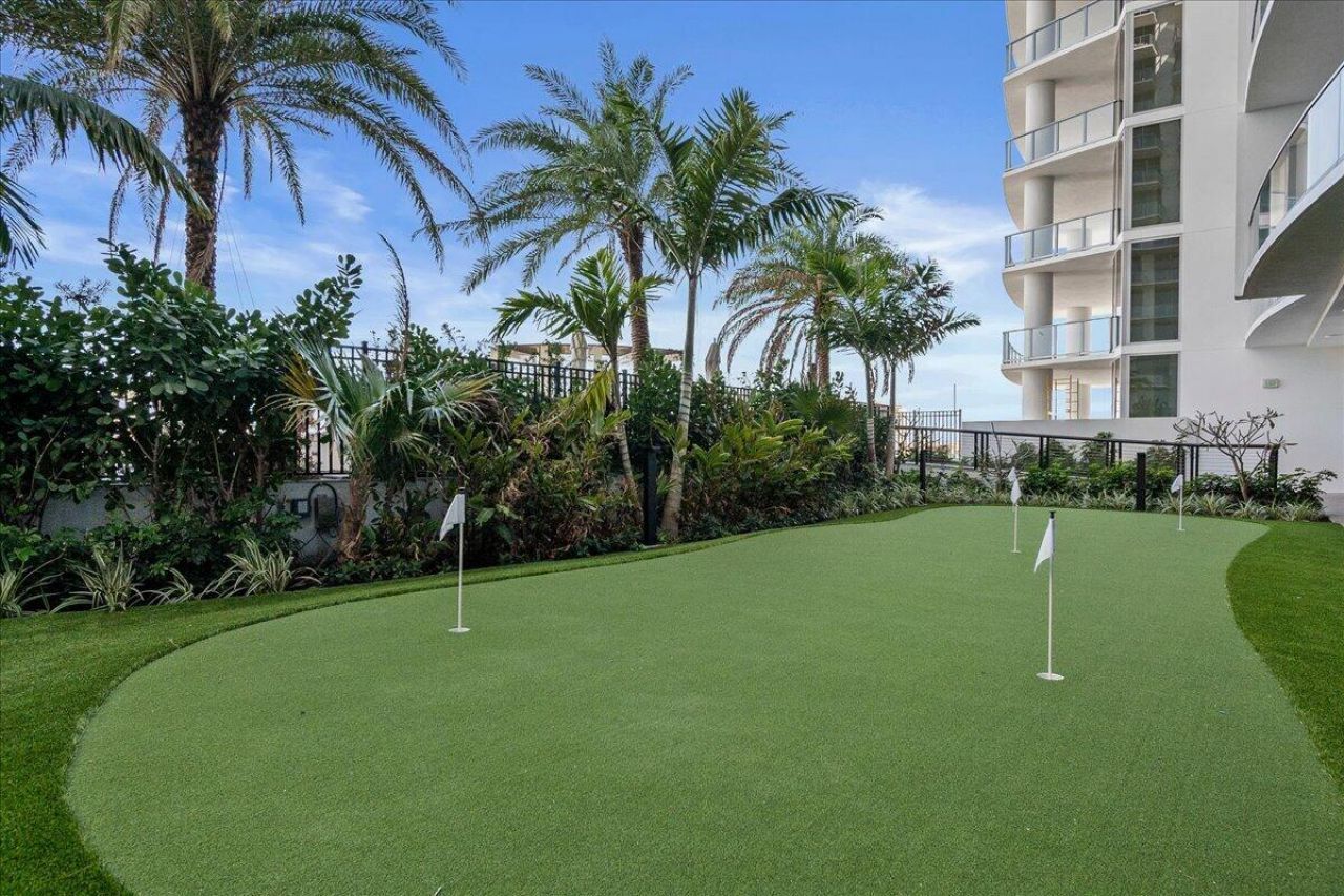 220 Lake Shore Drive, Unit 710, West Palm Beach, FL 33403 Photo