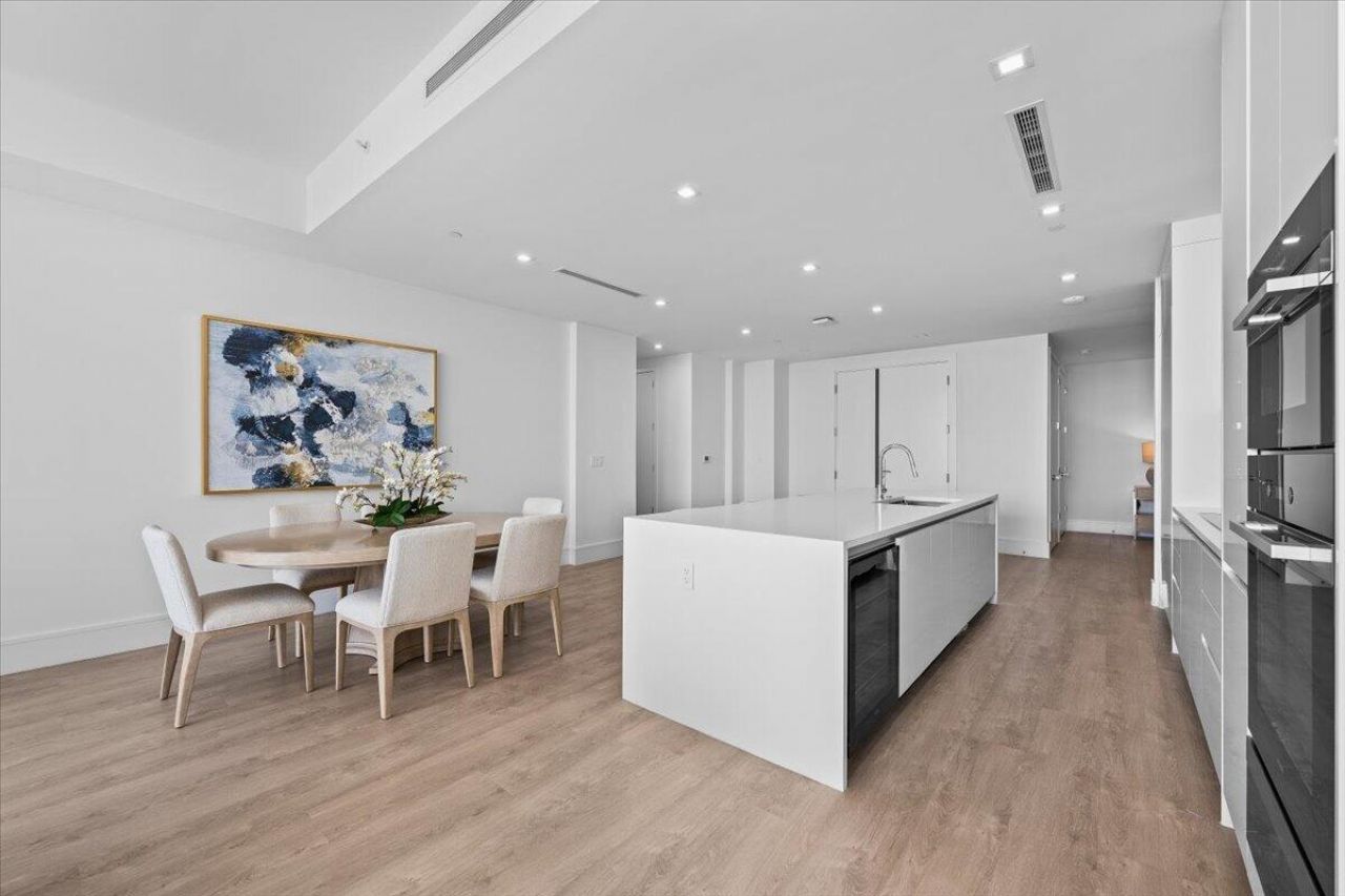 220 Lake Shore Drive, Unit 710, West Palm Beach, FL 33403 Photo