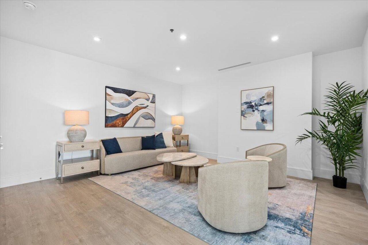220 Lake Shore Drive, Unit 710, West Palm Beach, FL 33403 Photo