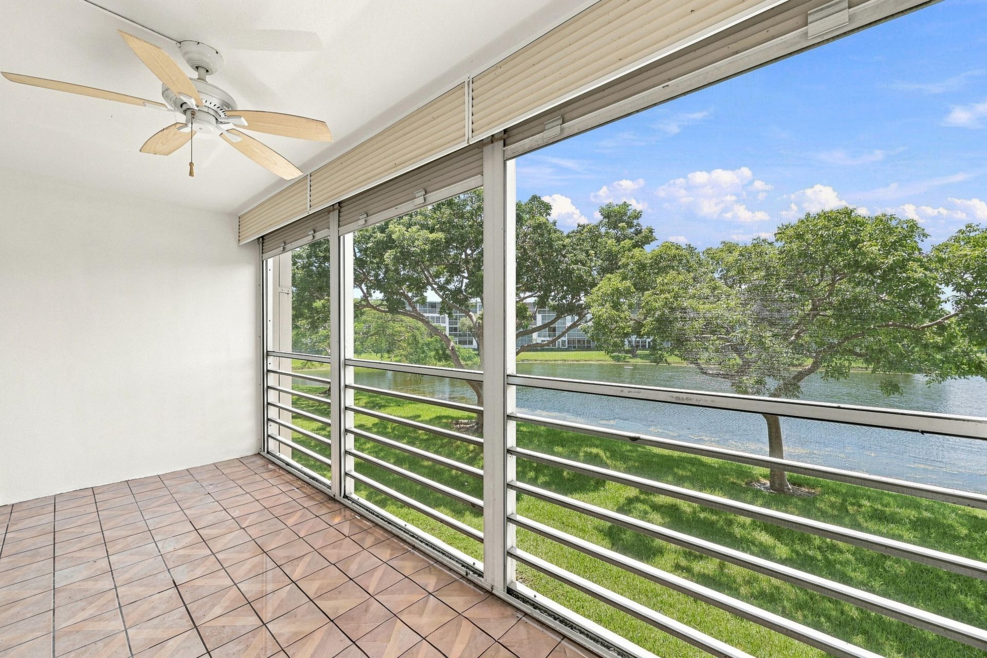 2035 Newcastle B, Boca Raton, FL 33434 Photo
