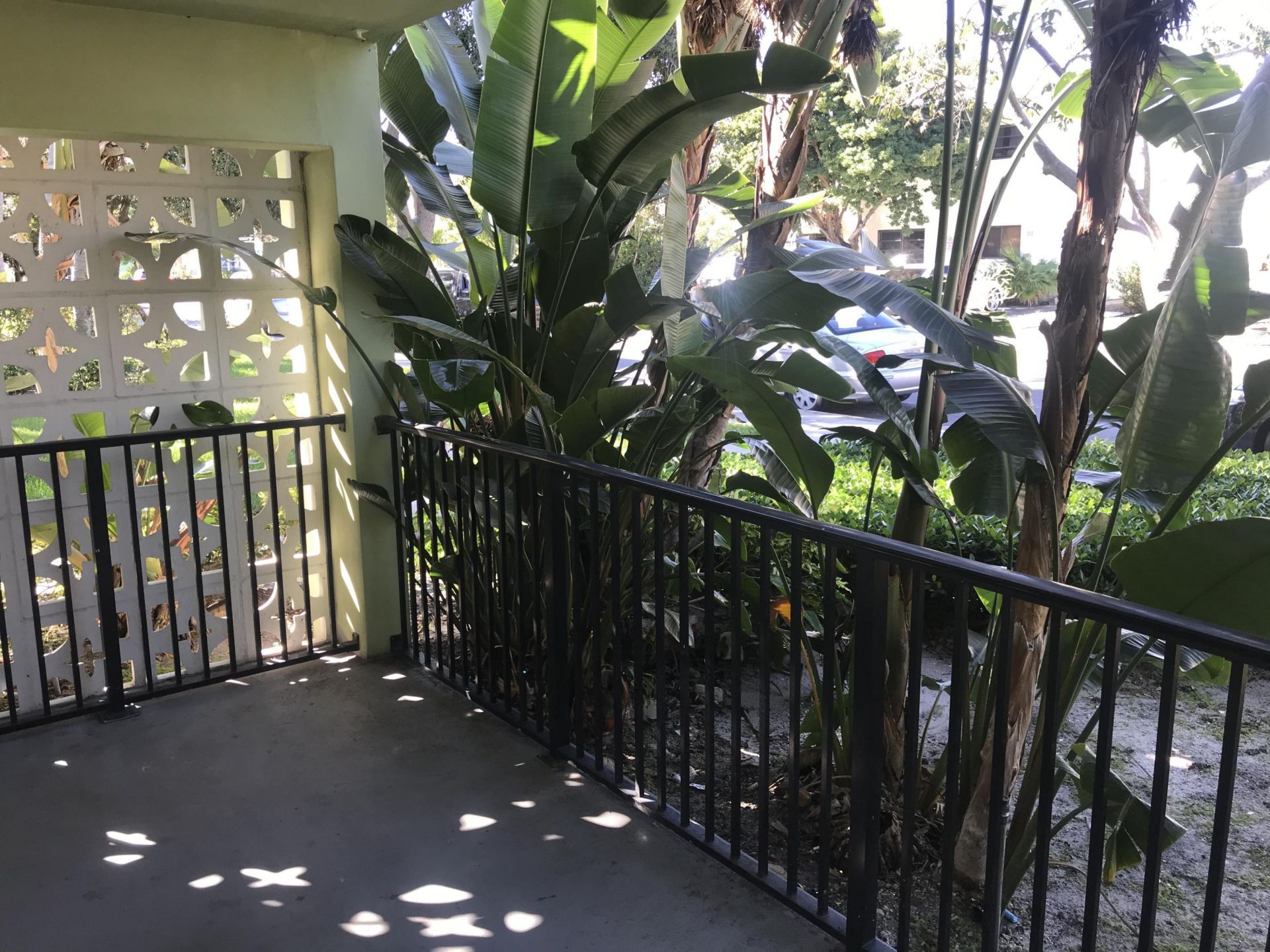 120 N Lakeside Drive, Unit Apartment, Lake Worth Beach, FL 33460 Photo