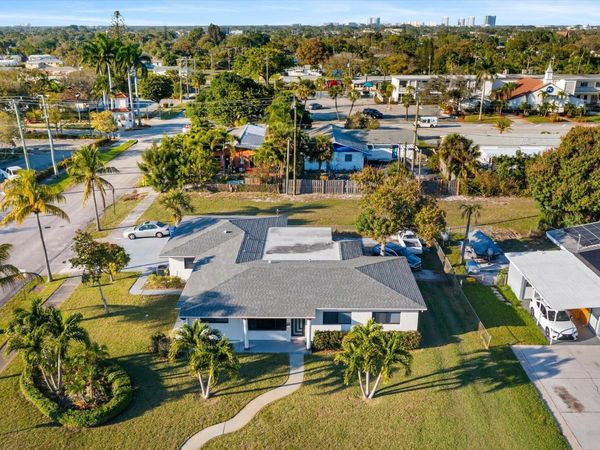 651 Foresteria Drive, Lake Park, FL 33403