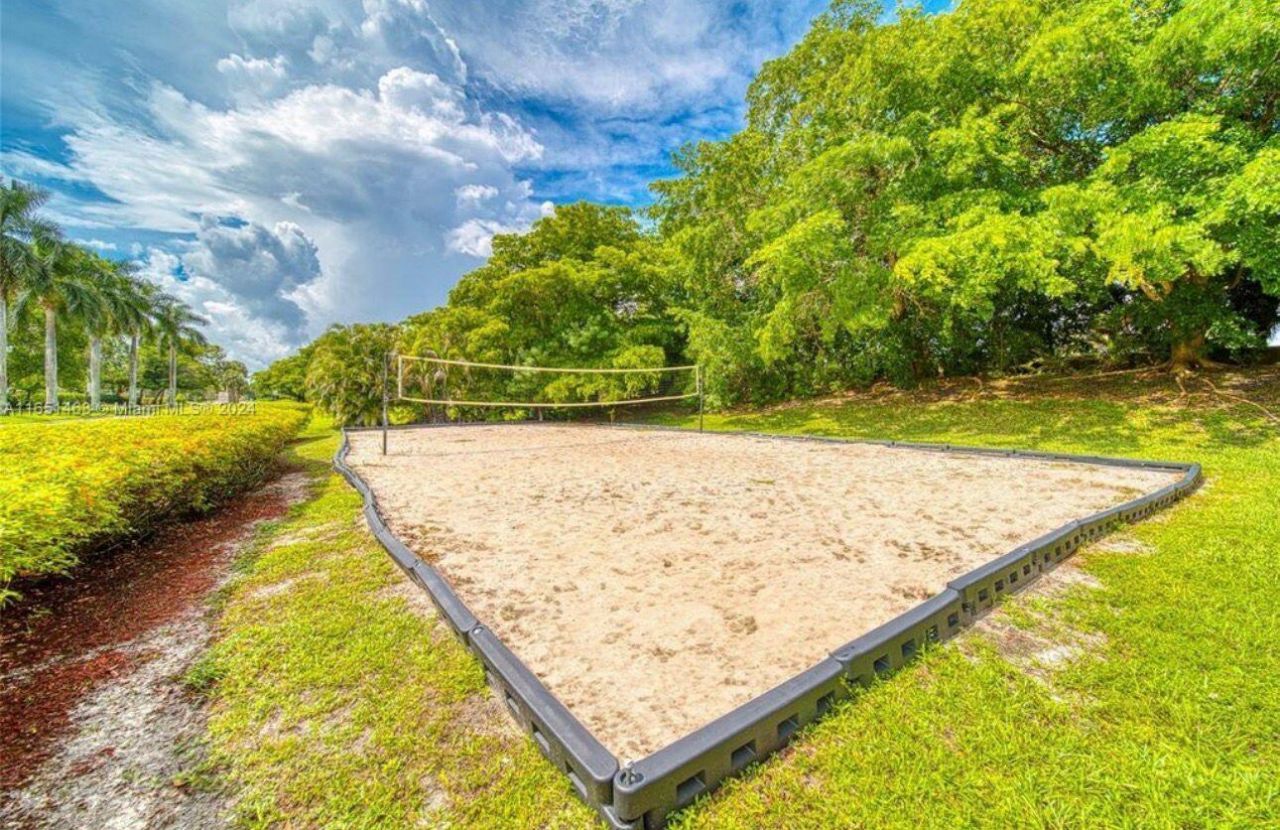 7844 Dixie Beach Circle, Tamarac, FL 33321 Photo