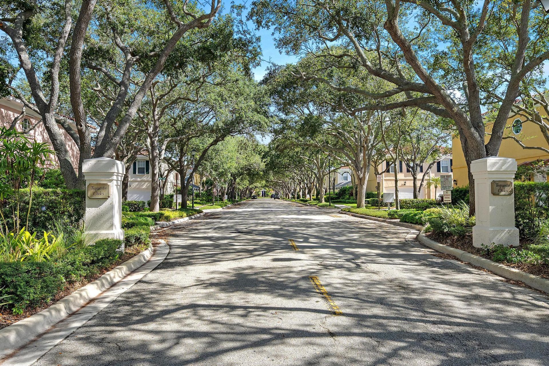 68 Live Oak Circle, Tequesta, FL 33469 Photo