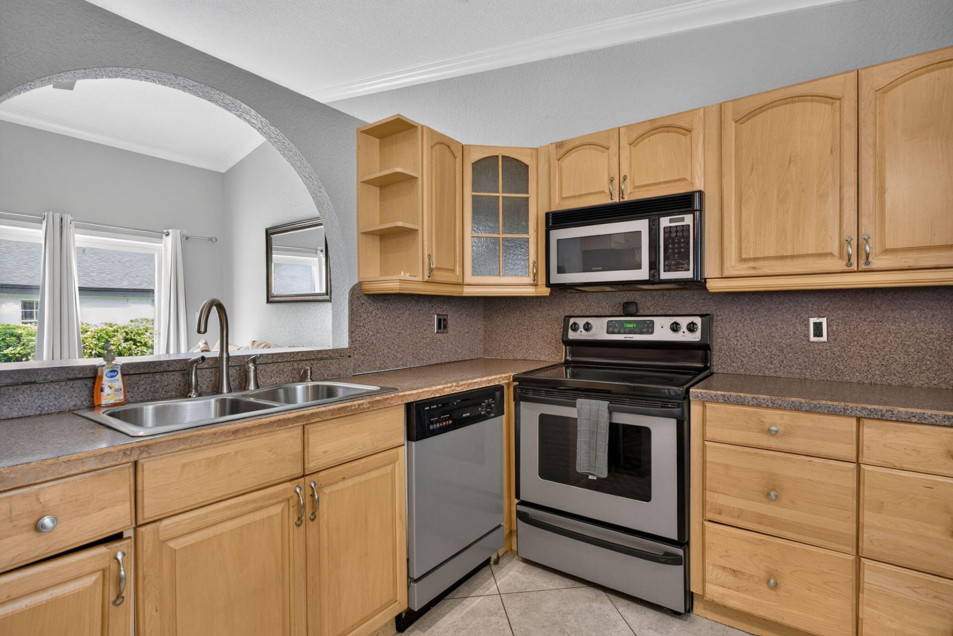 7516 NW 88th Terrace, Tamarac, FL 33321 Photo