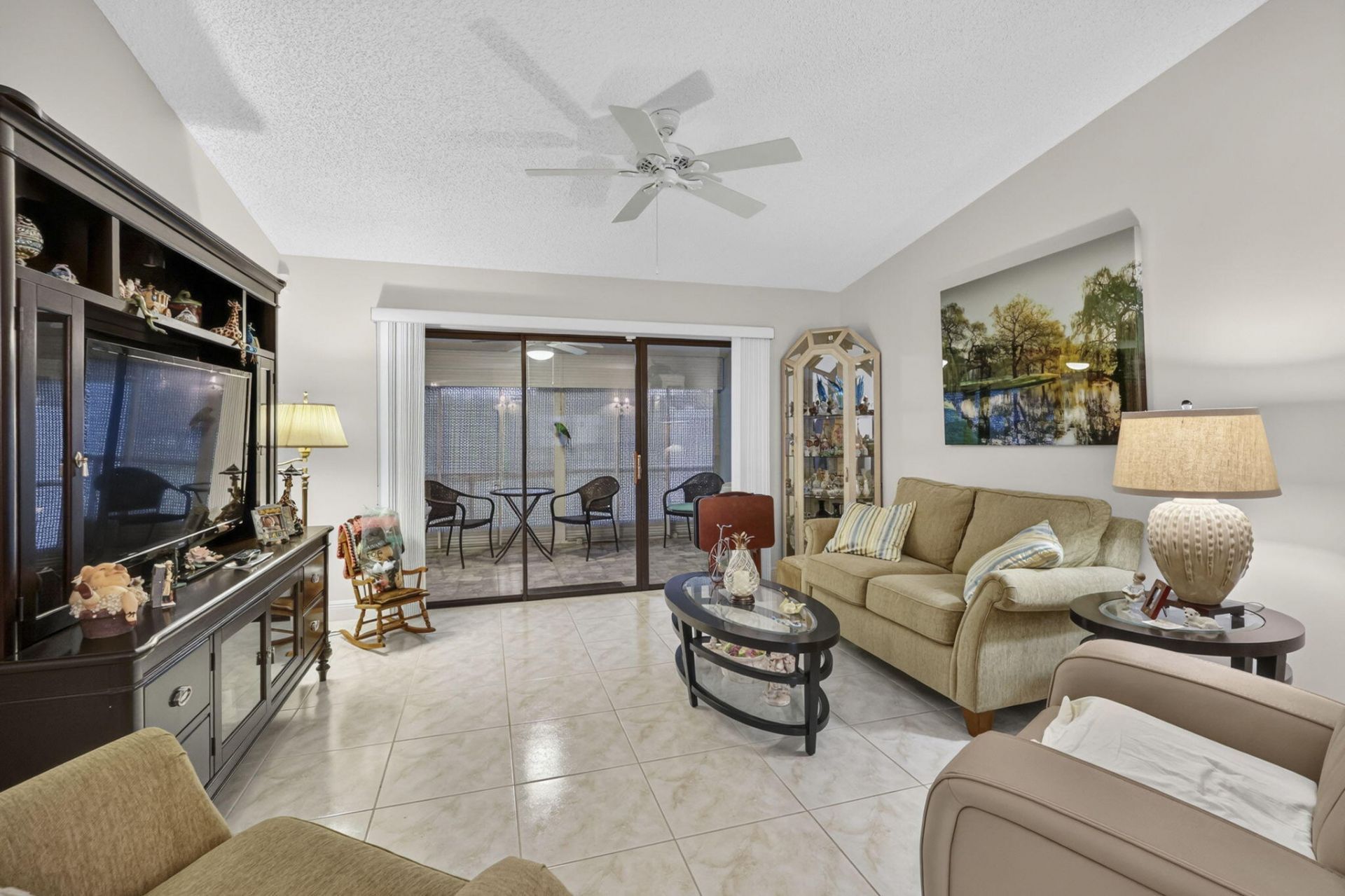 2641 Gately Drive W, Unit 1301, West Palm Beach, FL 33415 Photo