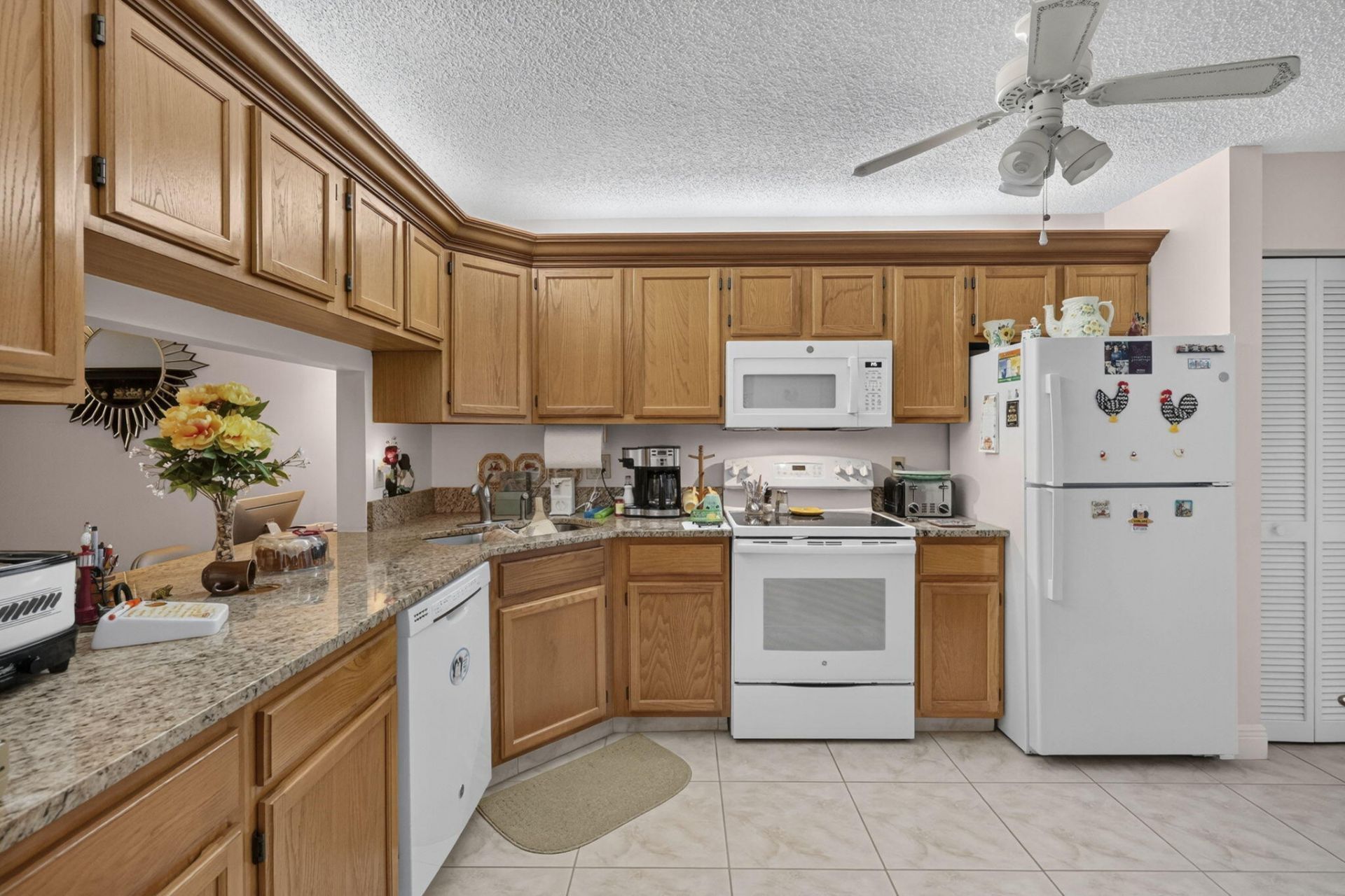2641 Gately Drive W, Unit 1301, West Palm Beach, FL 33415 Photo