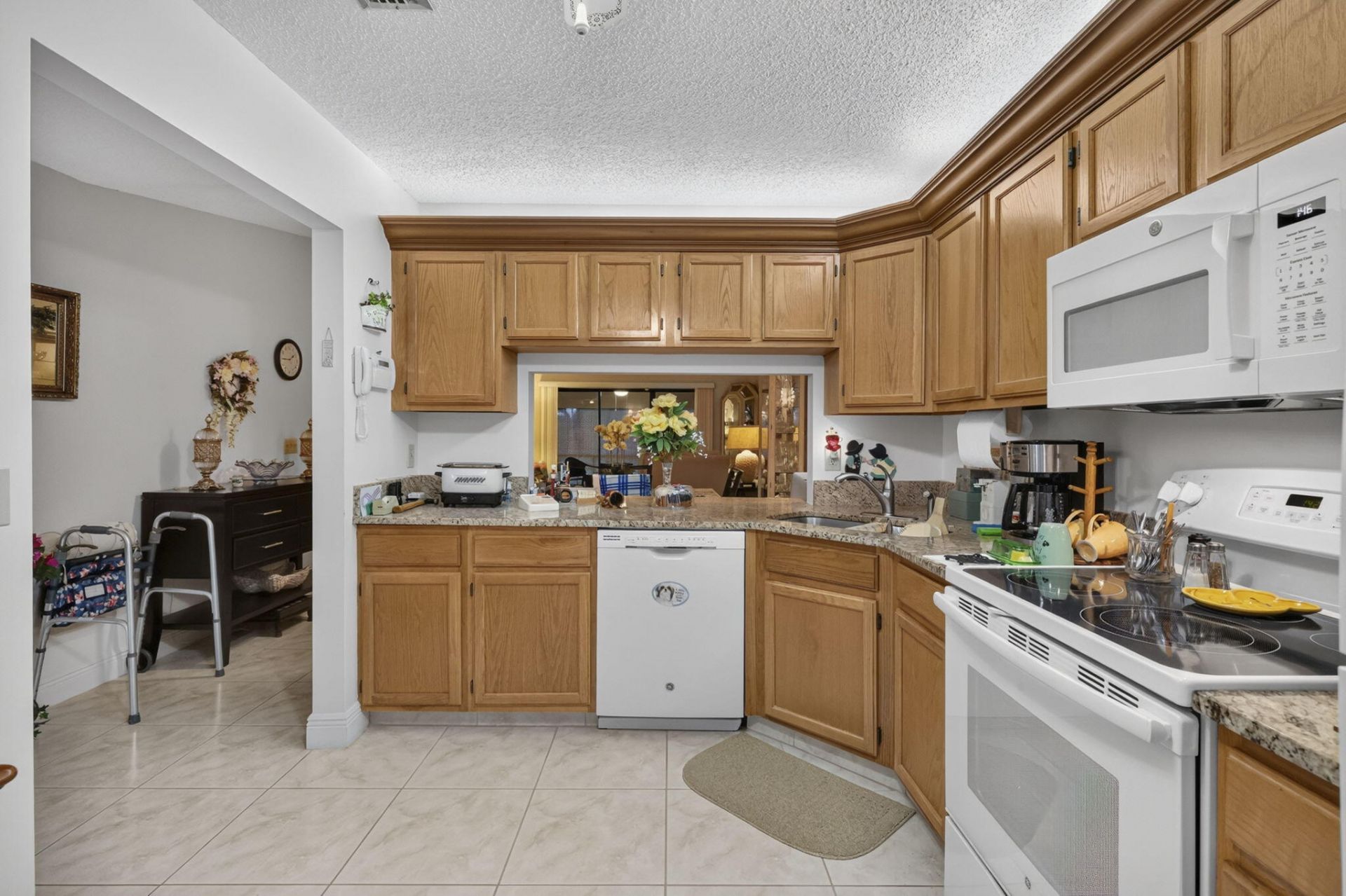 2641 Gately Drive W, Unit 1301, West Palm Beach, FL 33415 Photo