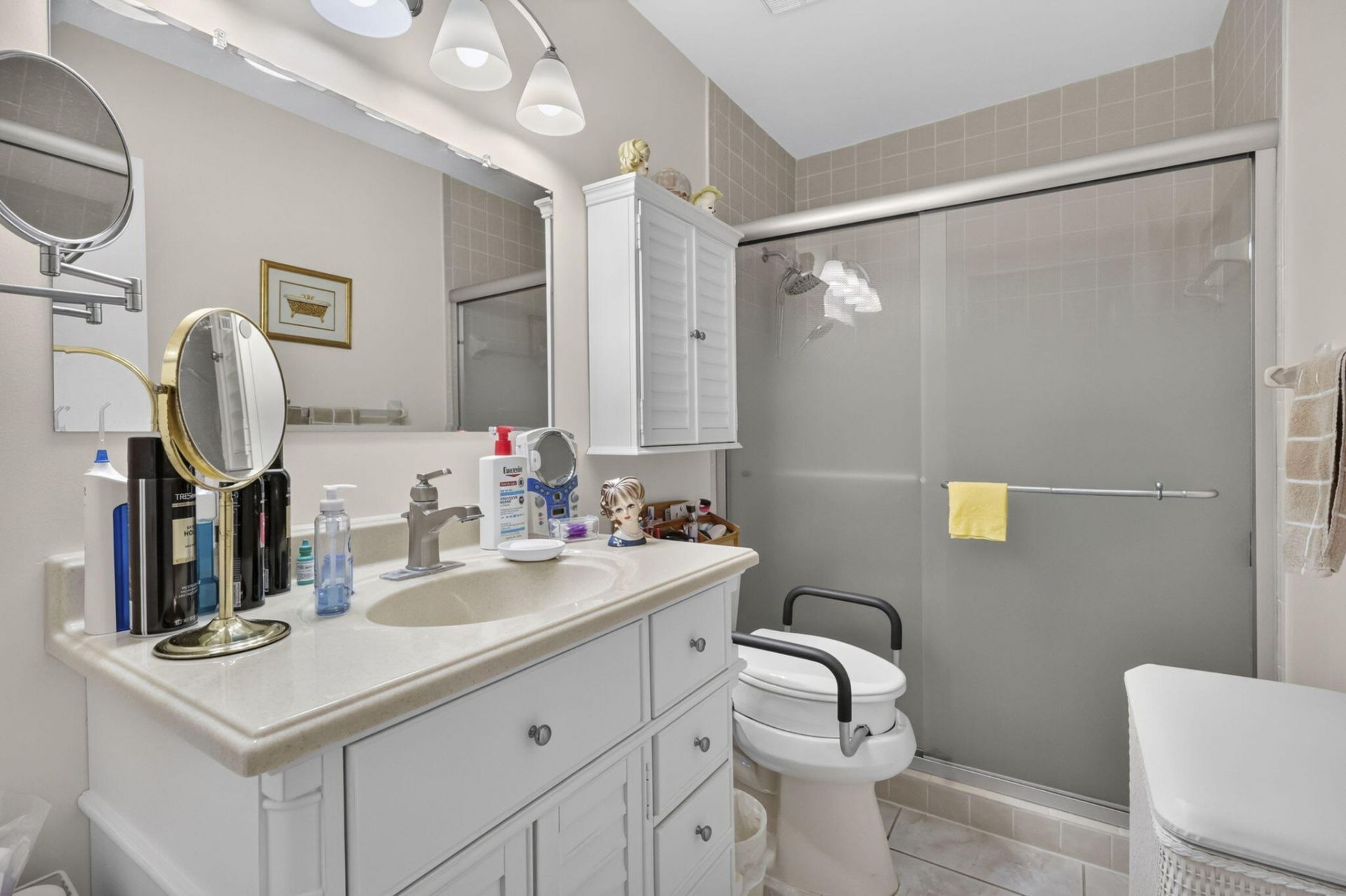 2641 Gately Drive W, Unit 1301, West Palm Beach, FL 33415 Photo