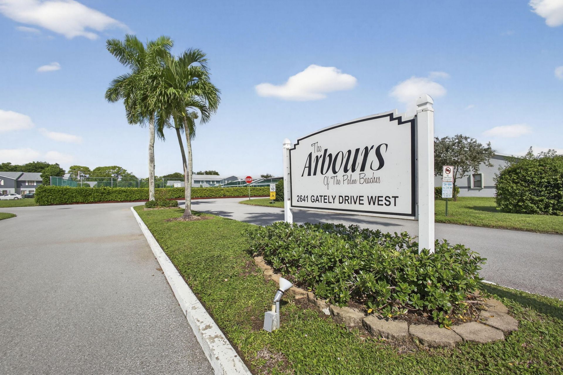 2641 Gately Drive W, Unit 1301, West Palm Beach, FL 33415 Photo