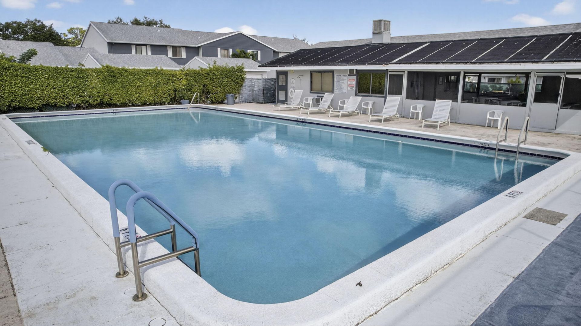 2641 Gately Drive W, Unit 1301, West Palm Beach, FL 33415 Photo