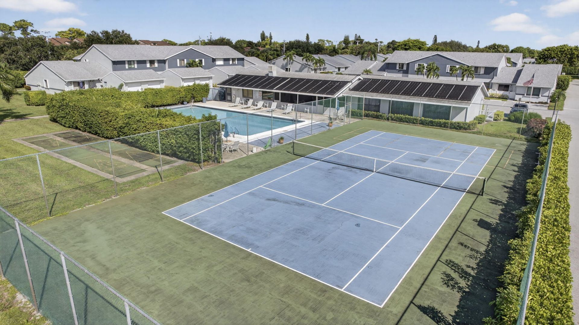 2641 Gately Drive W, Unit 1301, West Palm Beach, FL 33415 Photo