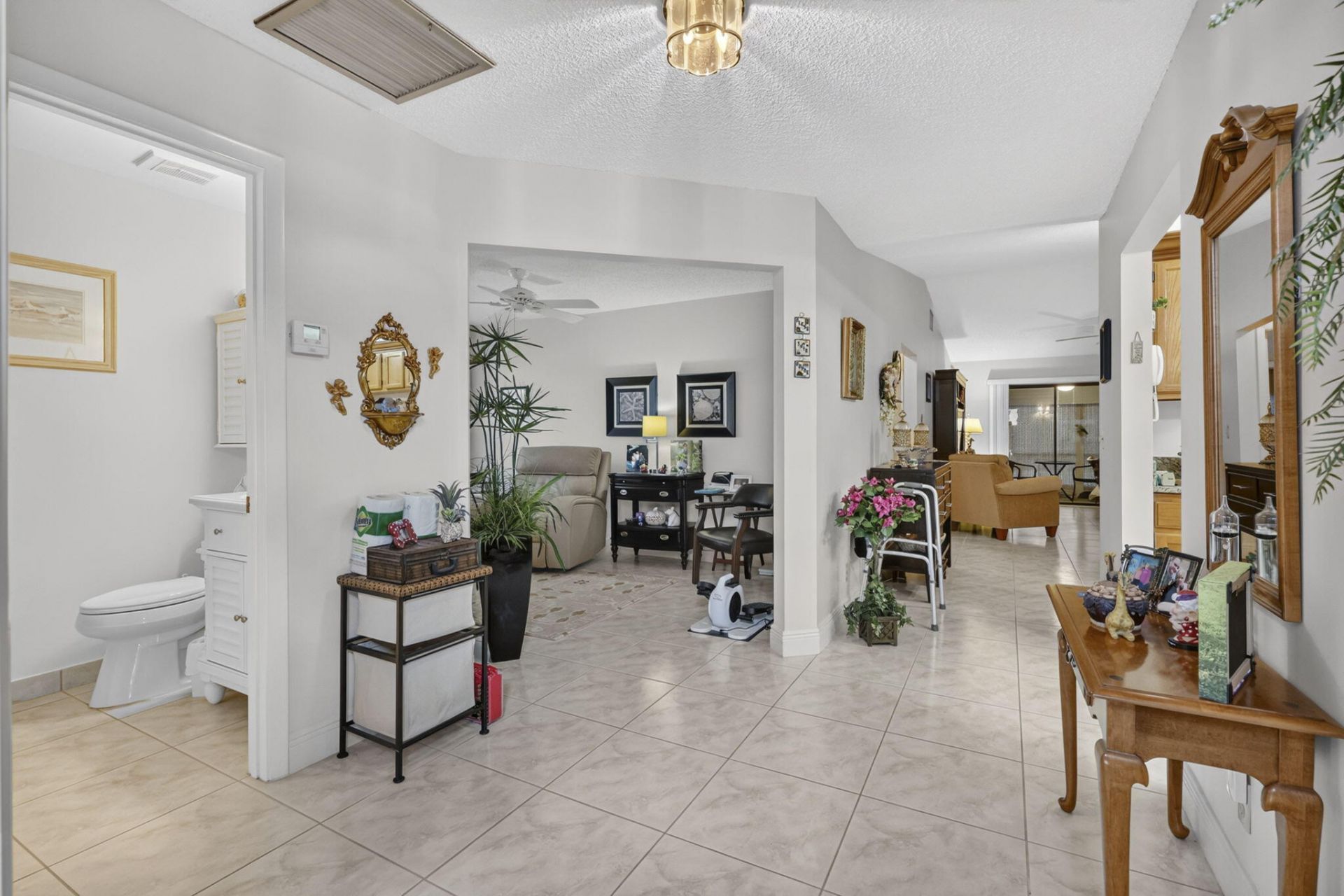 2641 Gately Drive W, Unit 1301, West Palm Beach, FL 33415 Photo